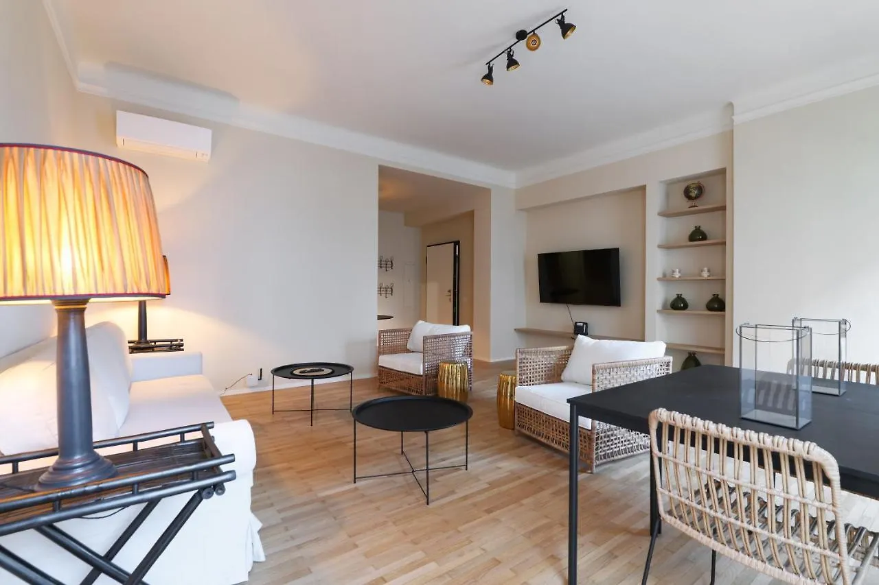 Luxury San Babila Apartment ميلان إيطاليا