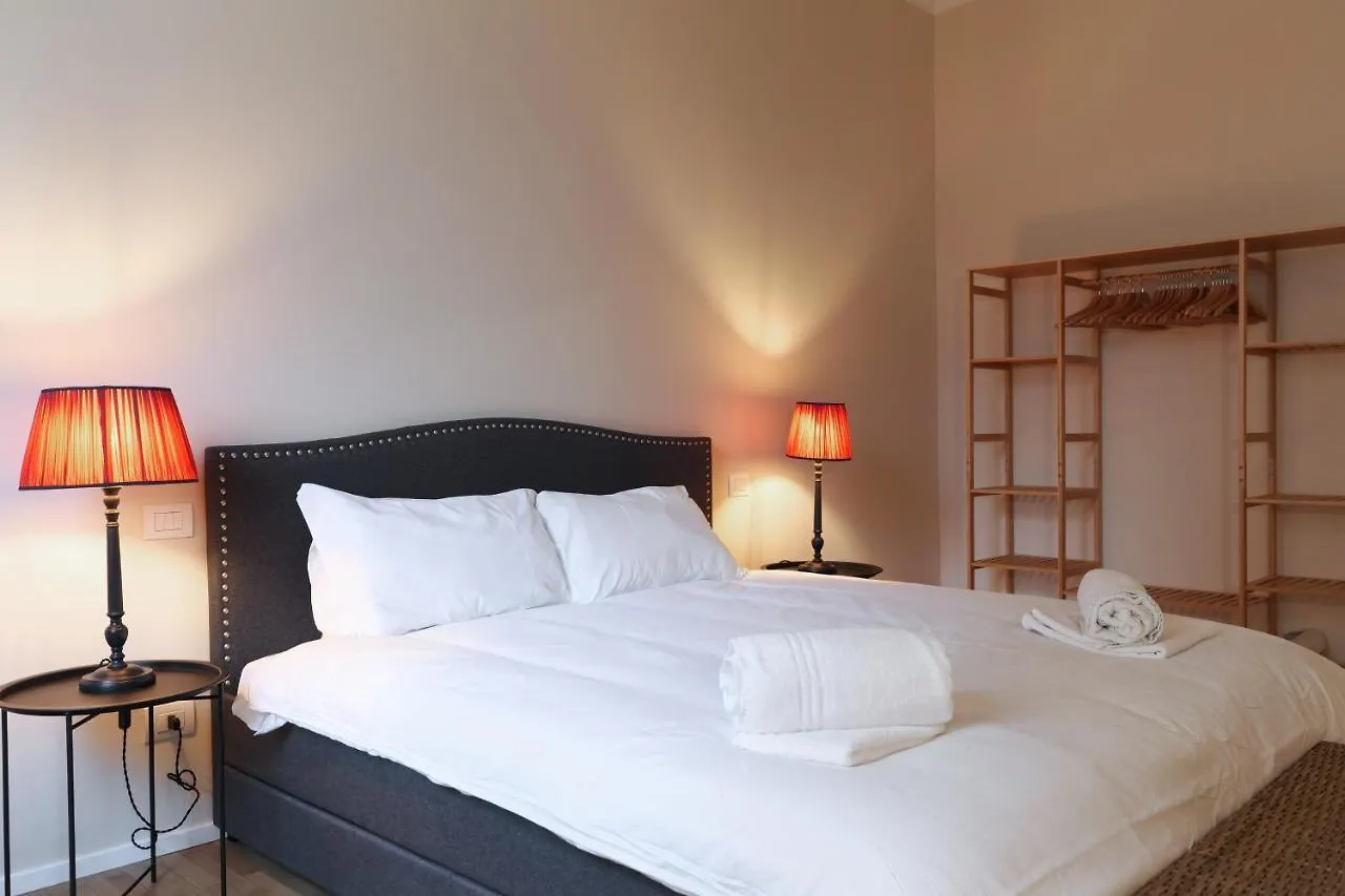 Luxury San Babila Apartment ميلان