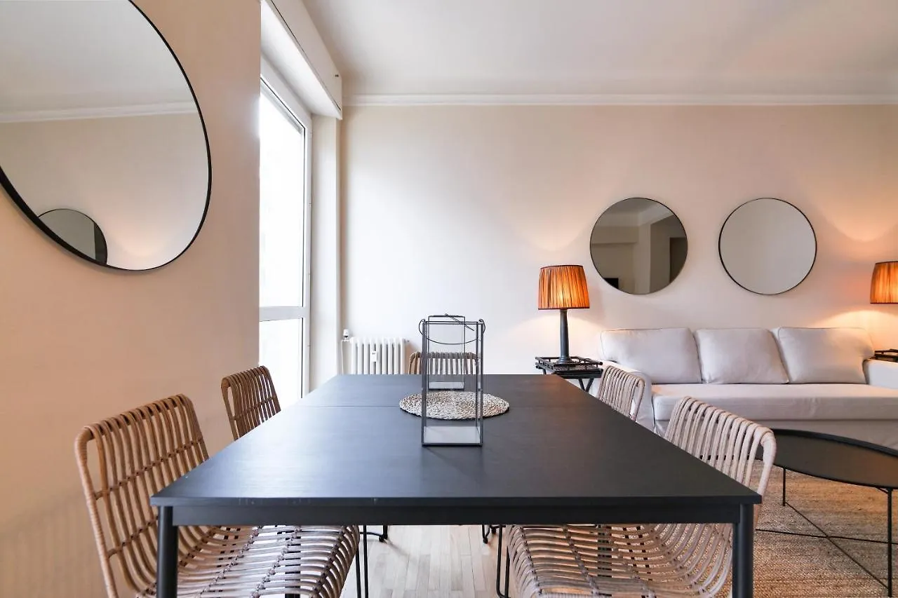 Luxury San Babila Apartment ميلان